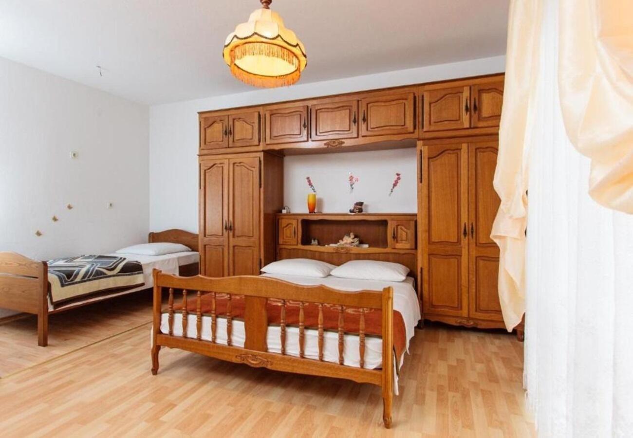 Apartment Knez 1 - 50 M From Beach Podstrana Extérieur photo